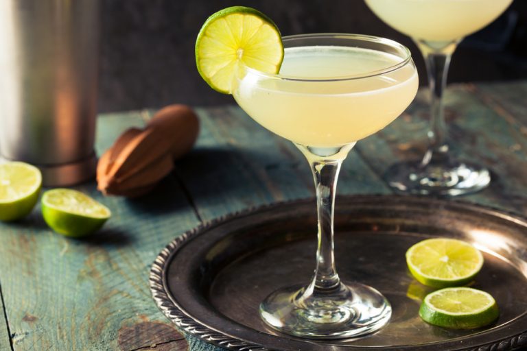 12 Best White Rum Cocktails to Drink