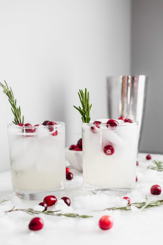 17 Best Christmas Cocktails With Vodka