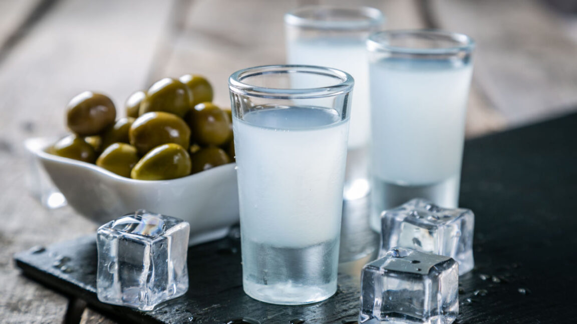 10 Best Ouzo Cocktails to Drink