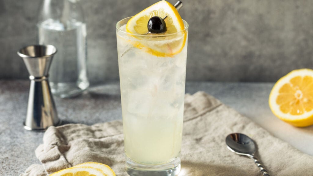 delicious recipe using gin for tom collins