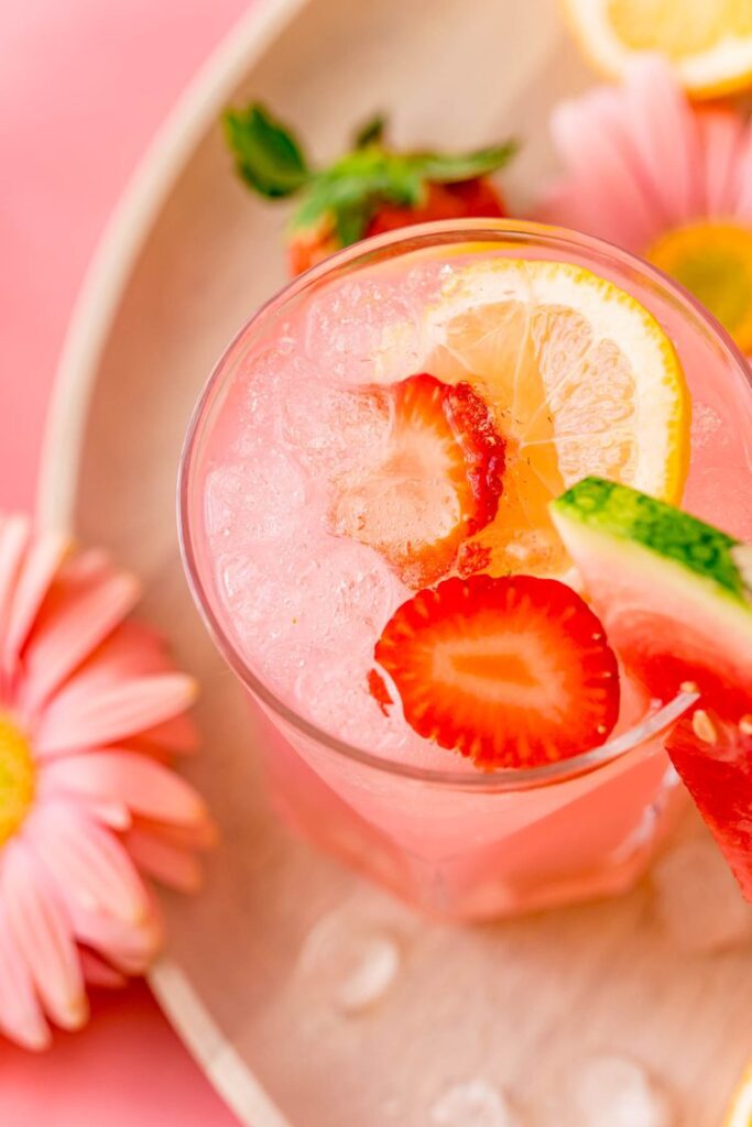 Top 30 Fruity Vodka Drinks to Try 38 hippie juice recipe 1 750x1125 1