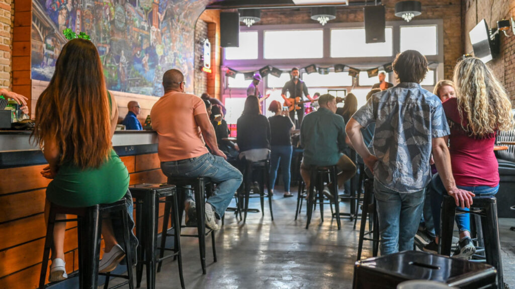 29 Best Live Music Bars In NYC In 2023 MyBartender