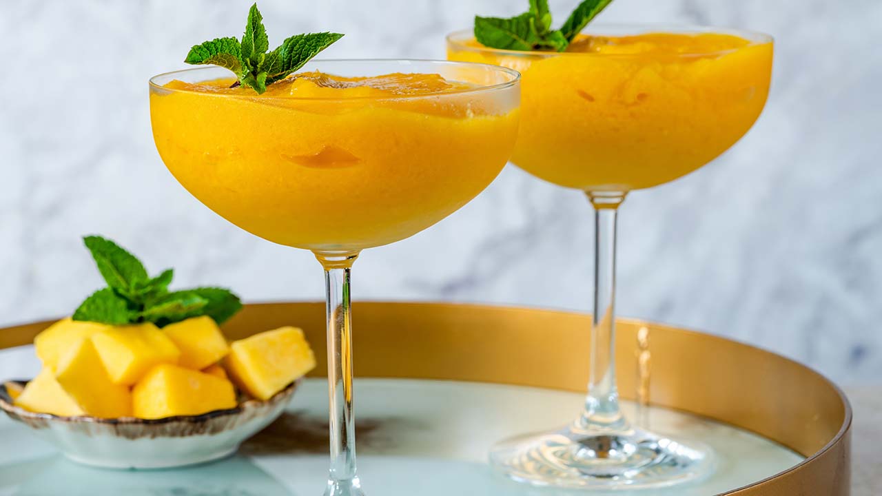 Drinks With Fresh Mango