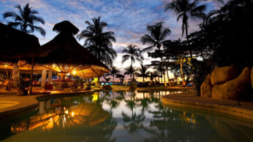 poolside bar in los angeles in the evening