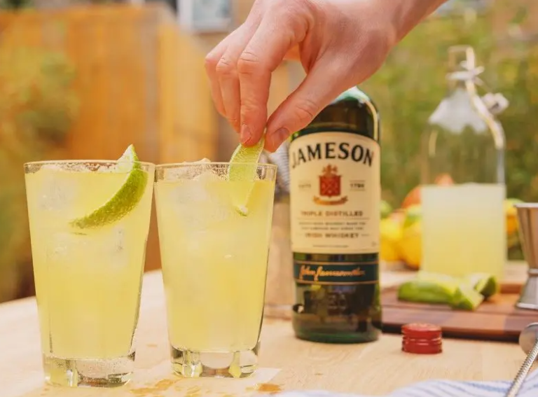 14 Best Drinks to Mix with Jameson
