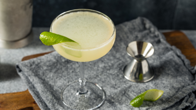 Cold Boozy elderflower vodka cocktail with Lime