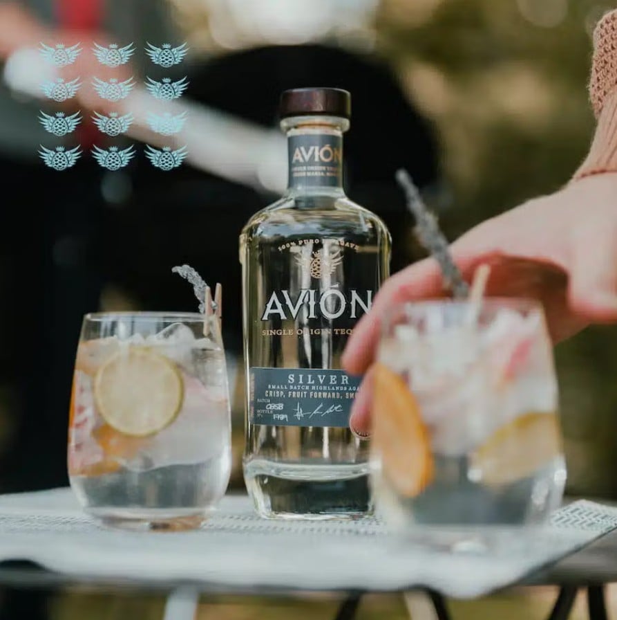 Avión