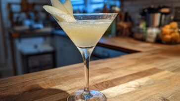 Ginger Liqueur Cocktail