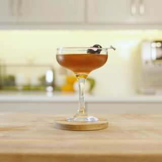 Manhattan Cocktail Recipe and Instructions - MyBartender