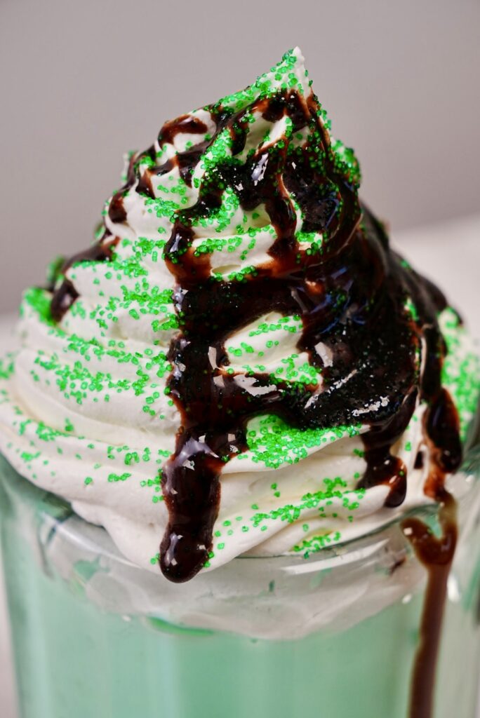 Boozy Shamrock Shake 6 Boozy Shamrock Shake Pic 10