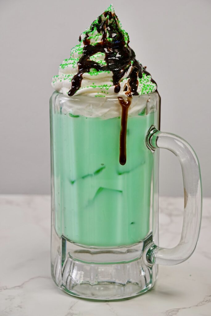 Boozy Shamrock Shake 5 Boozy Shamrock Shake Pic 11