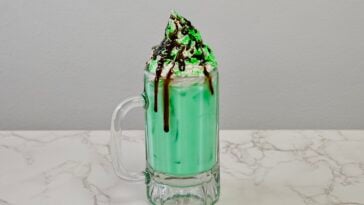 Boozy Shamrock Shake Pic 8