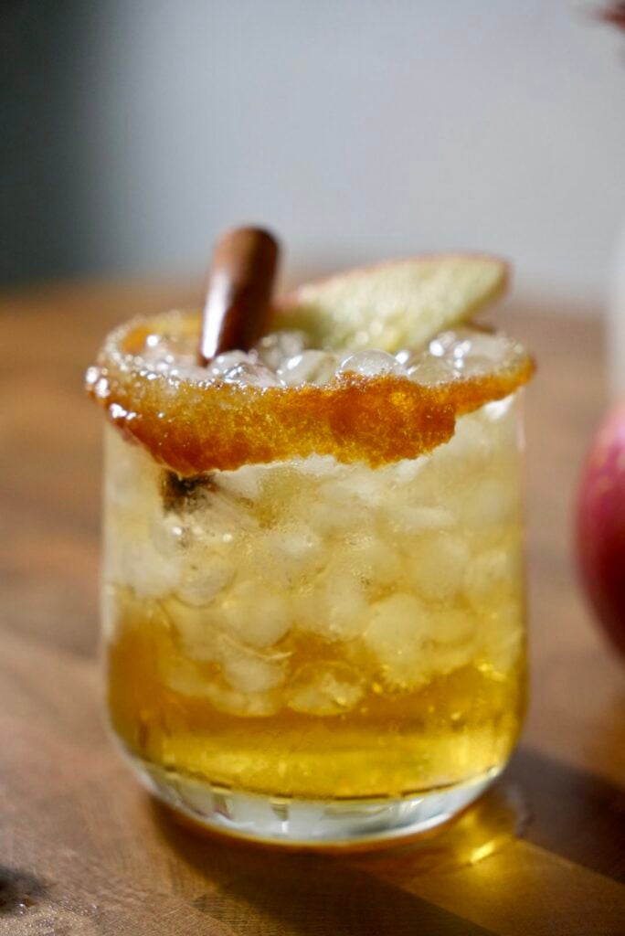 Apple Pie on the Rocks Pic 3