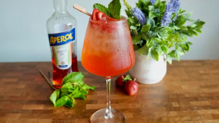 Strawberry Aperol Spritz Pic 13