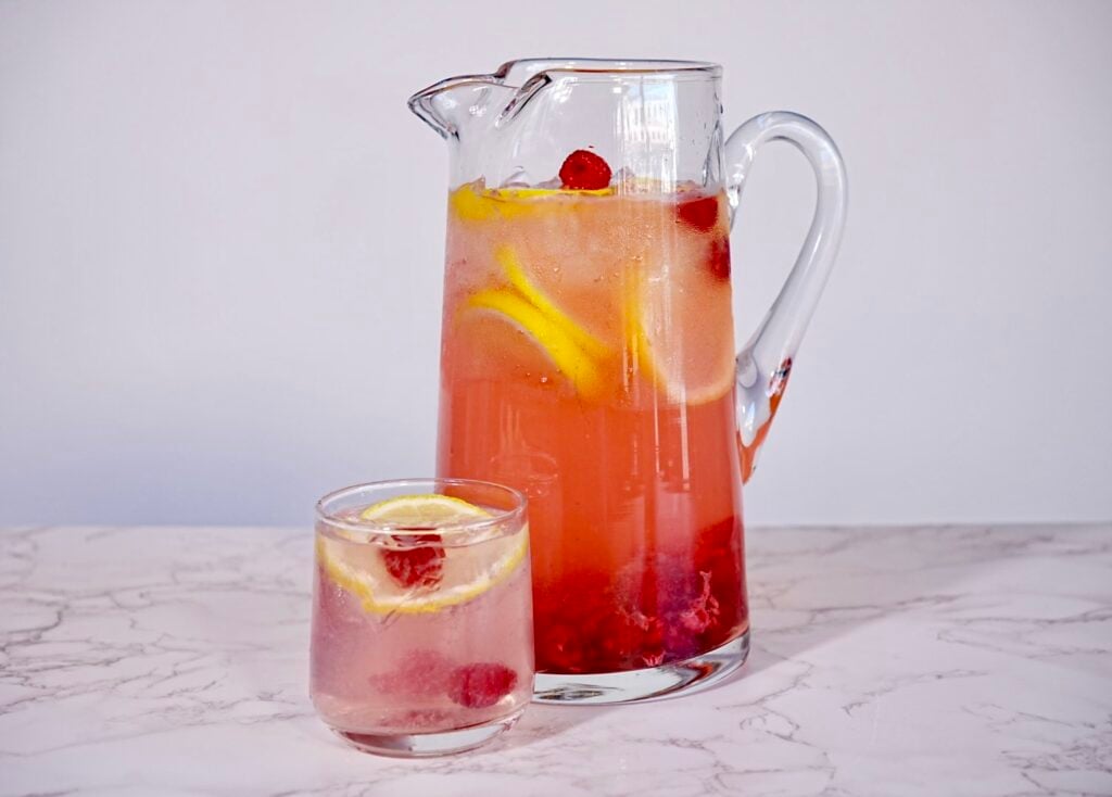 41 Most Popular Spring Cocktails to Try 4 Bunny Hop Punch Pic 15