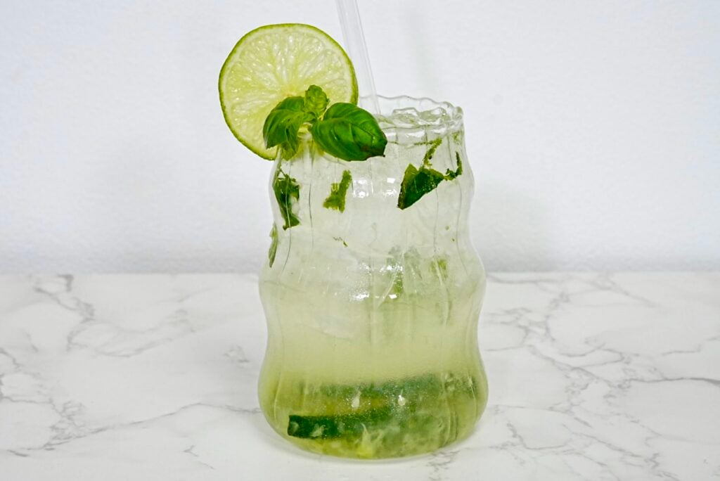 41 Most Popular Spring Cocktails to Try 5 The Green Thumb Pic 13
