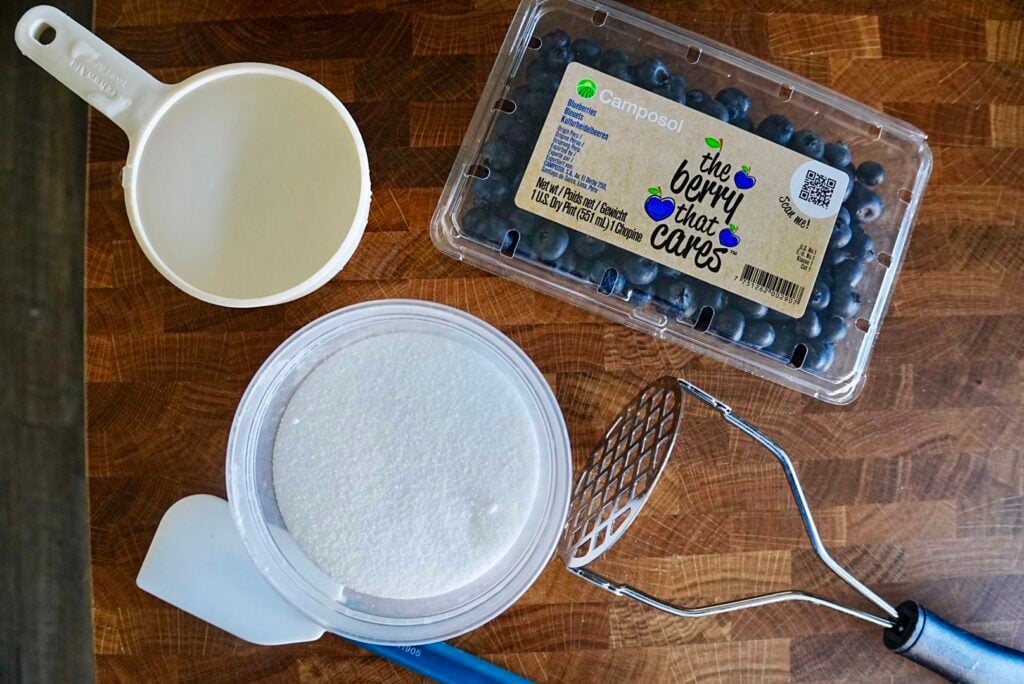 Blueberry Simple Syrup 2 Blueberry Simple Syrup Pic 1