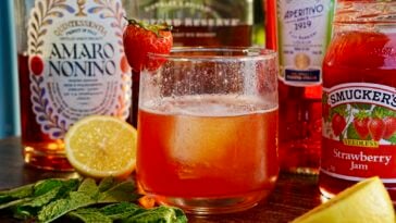 Strawberry Jam Paper Plane Pic 5