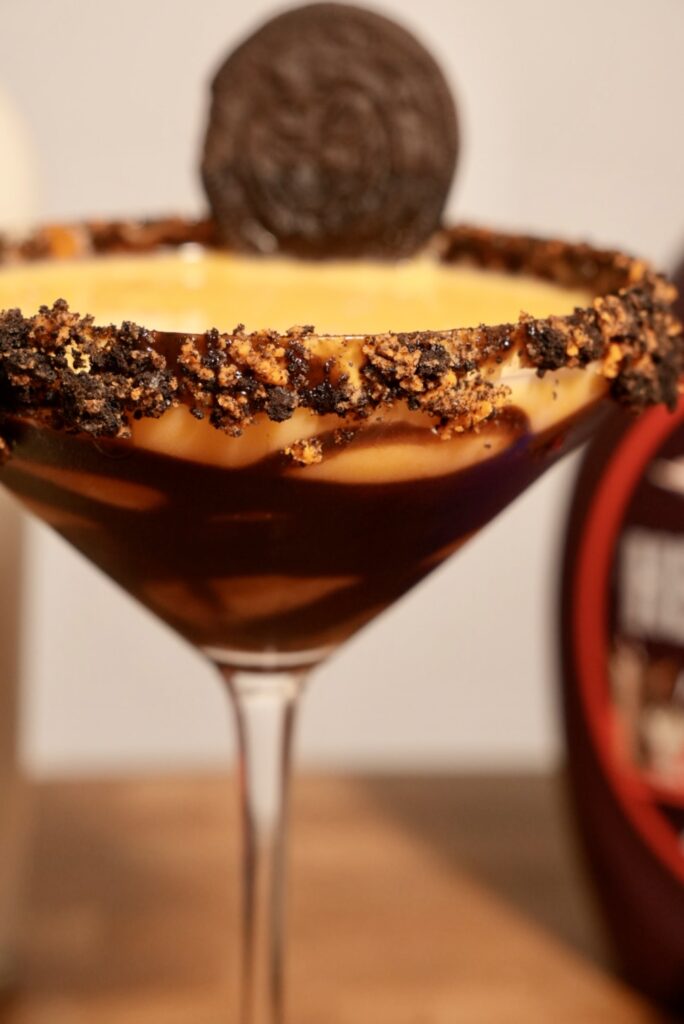 B00-Oreo Martini 19 B00-Oreo Martini