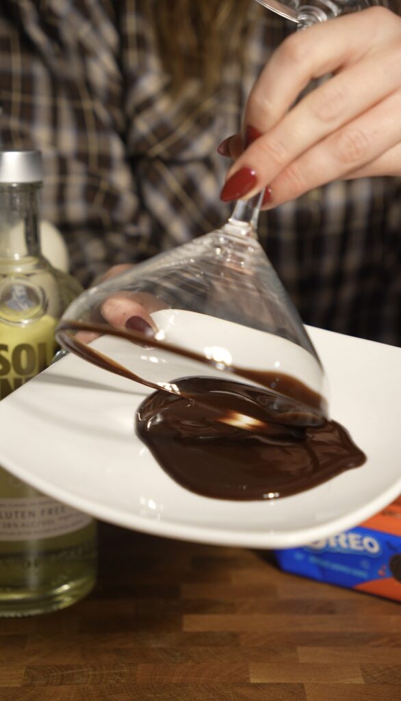 B00-Oreo Martini 7 B00-Oreo Martini